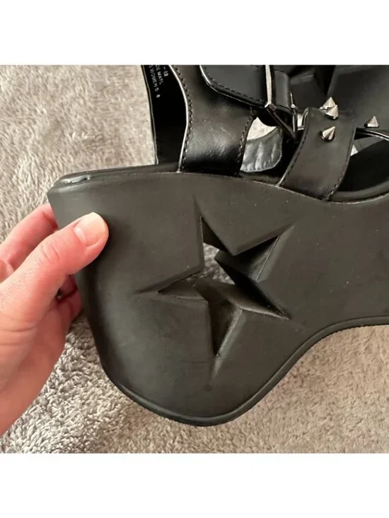 Demonia Dynamite-02 Black Star Cutout Platform Sandals Shoes Women's 8 - Picture 2 of 8